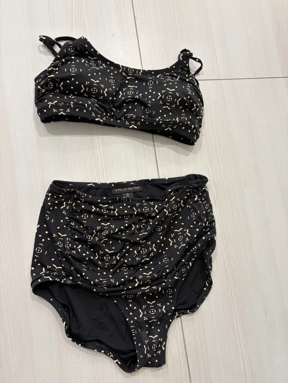 A Pea in the Pod Maternity Black Floral-Print High-Waist Bikini XS